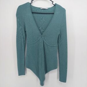 Abercrombie & Fitch Sage Green  Ribbed Knit V Neck Long Sleeve   Bodysuit Sz M